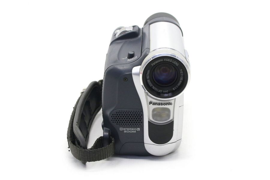 Видеокамера Panasonic NV-GS11 в упаковке