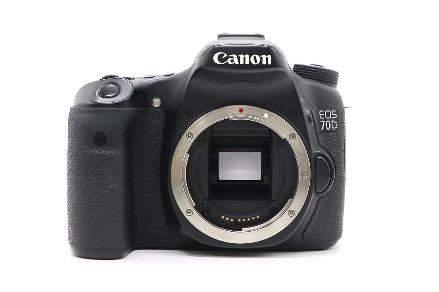 Canon EOS 70D body (пробег 8215 кадров)