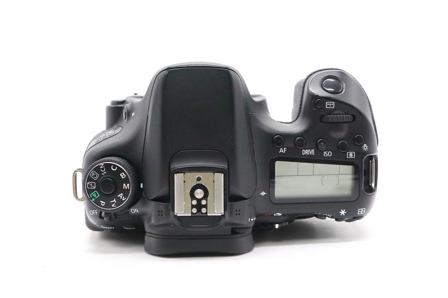 Canon EOS 70D body (пробег 8215 кадров)