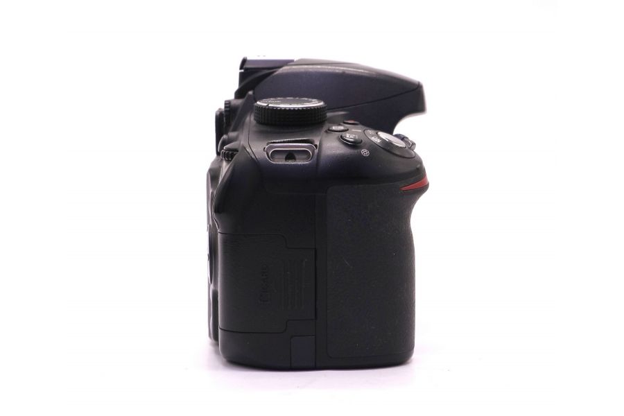Камера Nikon D3200 body (пробег 16030 кадров)