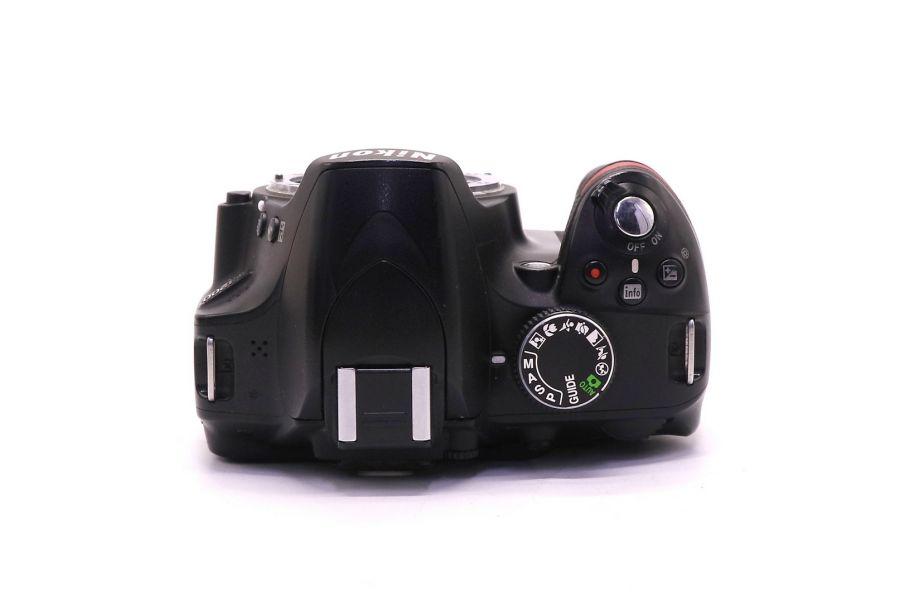 Камера Nikon D3200 body (пробег 16030 кадров)