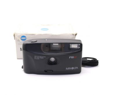 Компактная камера Minolta F10BF в упаковке