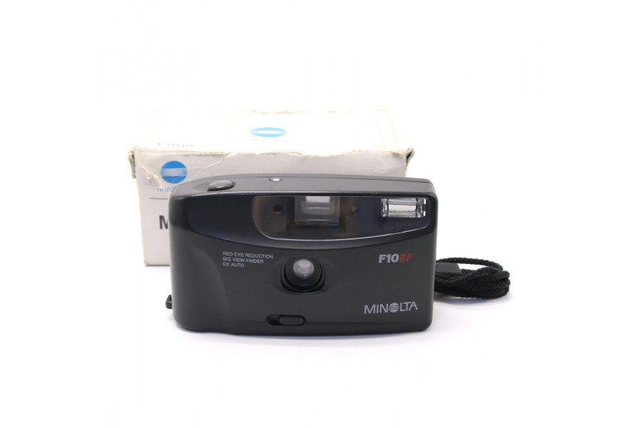 Компактная камера Minolta F10BF в упаковке