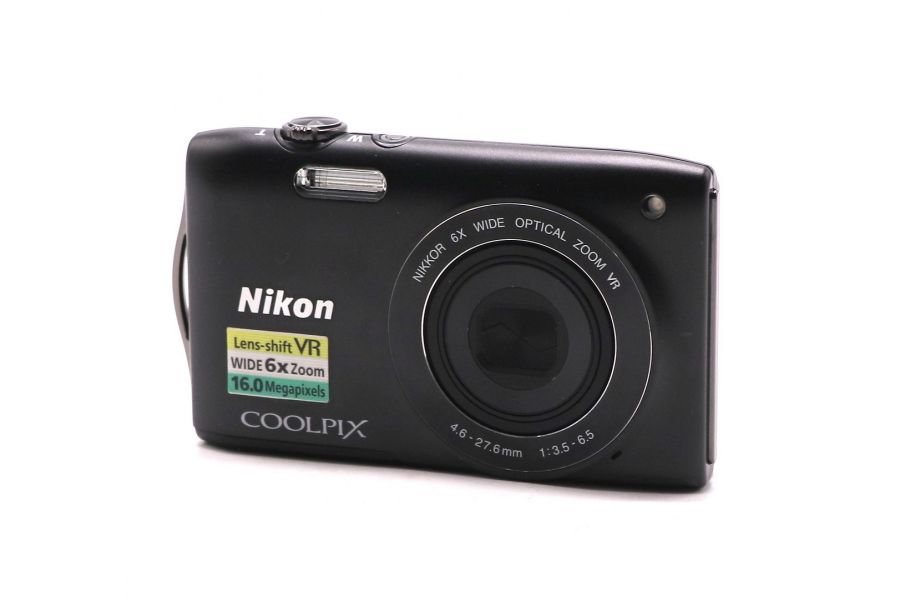 Фотоаппарат Nikon Coolpix S3300 в упаковке