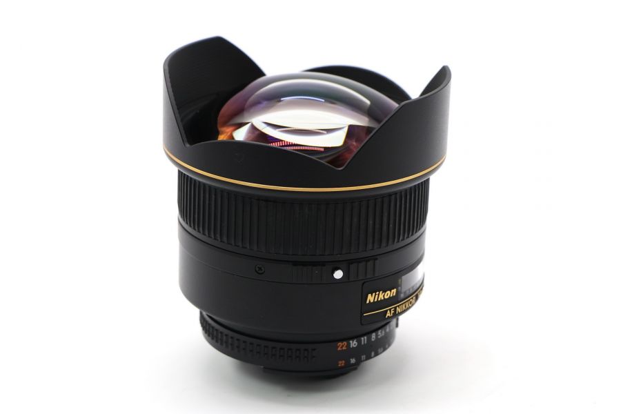 Объектив Nikon 14mm f/2.8D ED AF Nikkor (Япония)