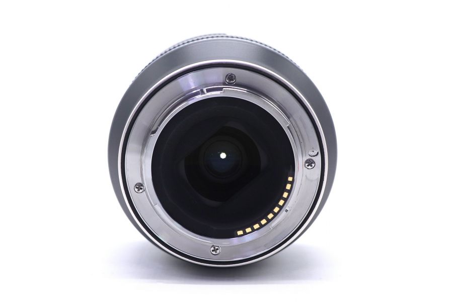 Объектив Tamron 20mm F/2.8 Di III OSD (F050) Sony E в упаковке