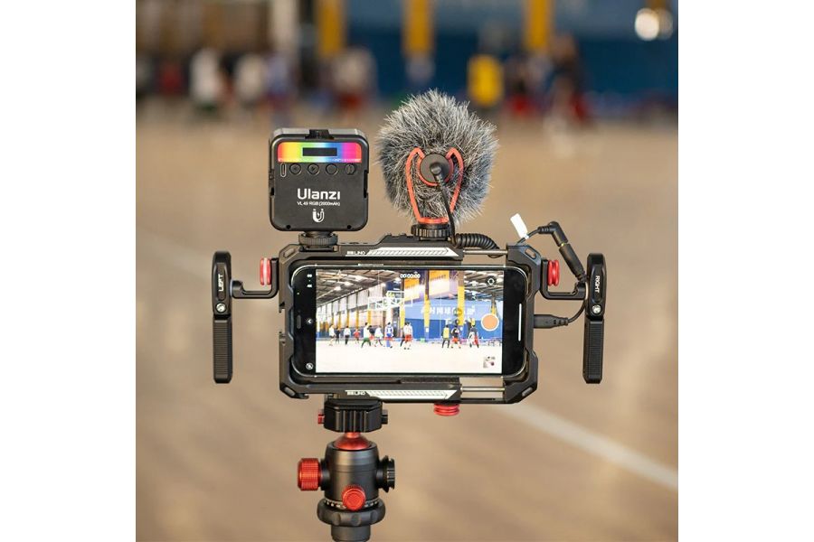 Металлическая клетка Ulanzi LINO для iPhone X/11/12/13