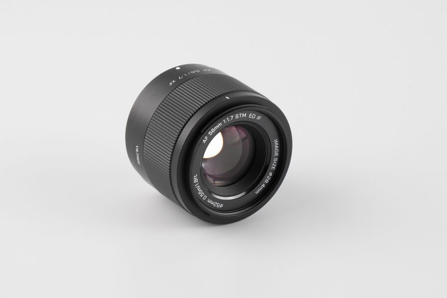 Объектив Viltrox 56mm AF F1.7 для Fujifilm FX