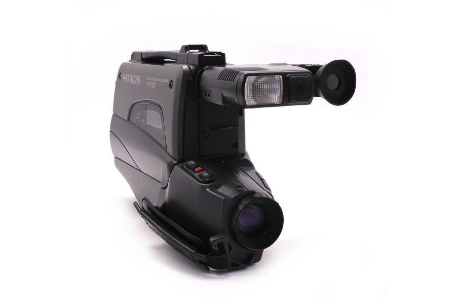 Видеокамера формата VHS Hitachi VM-2780E
