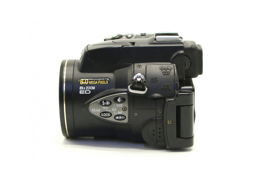 Фотокамера компактная Nikon Coolpix 8700