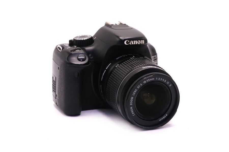 Камера Canon EOS 550D kit (пробег 28000 кадров)