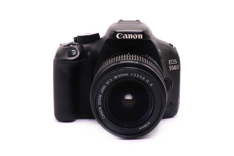 Камера Canon EOS 550D kit (пробег 28000 кадров)