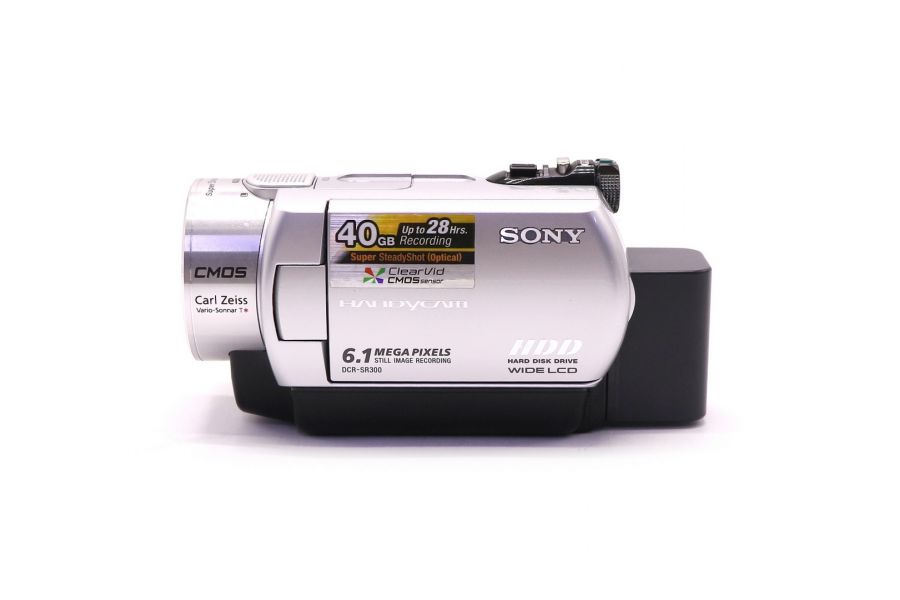 С жестким диском 40ГБ видеокамера Sony DCR-SR300E