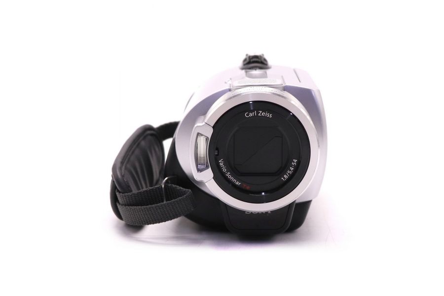 С жестким диском 40ГБ видеокамера Sony DCR-SR300E