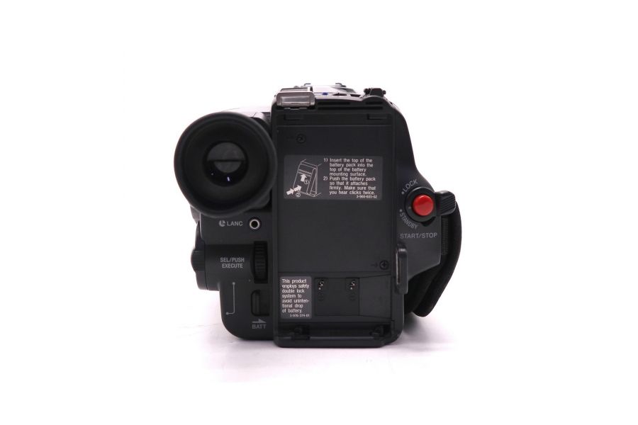 Видеокамера компактная Sony CCD-TR502E Handycam