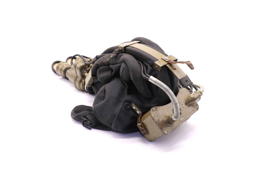 Советский прибор ночного видения ПНВ 57Е