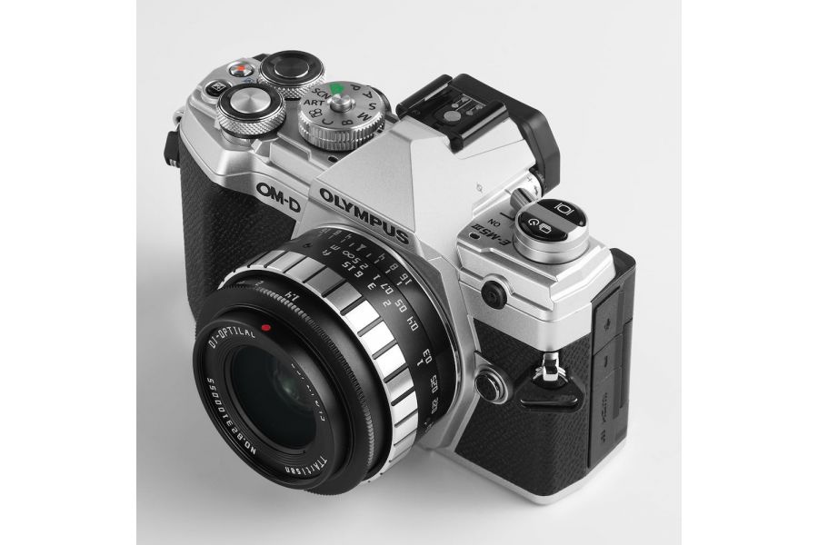 Объектив TTartisan 23 мм F1.4 APS-C для Micro 4/3