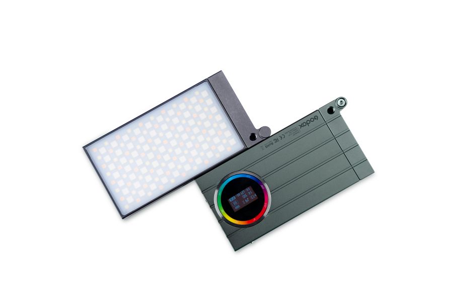 Накамерный осветитель Godox RGB Mini Creative M1