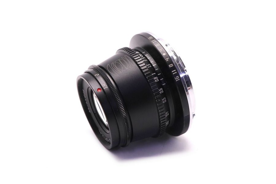TTartisan 35mm F1.4 APS-C for T-mount в упаковке