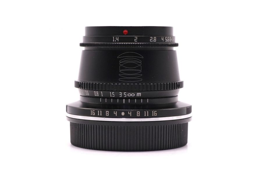 TTartisan 35mm F1.4 APS-C for T-mount в упаковке