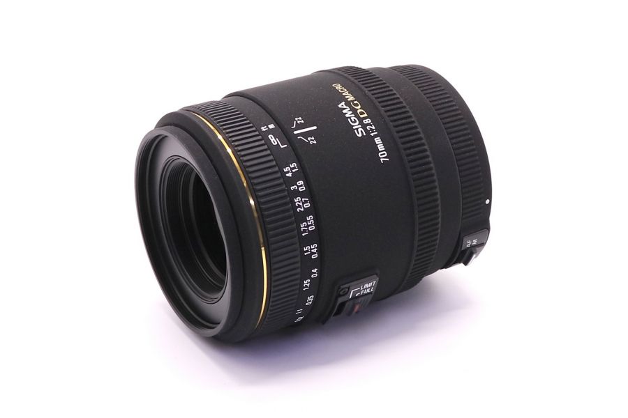 Sigma AF 70mm f/2.8 Macro EX DG Sigma SA в упаковке