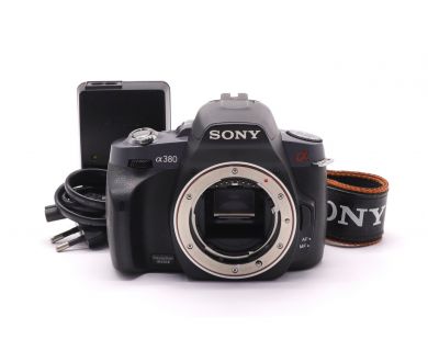 Камера Sony a380 body (пробег 6945 кадров)