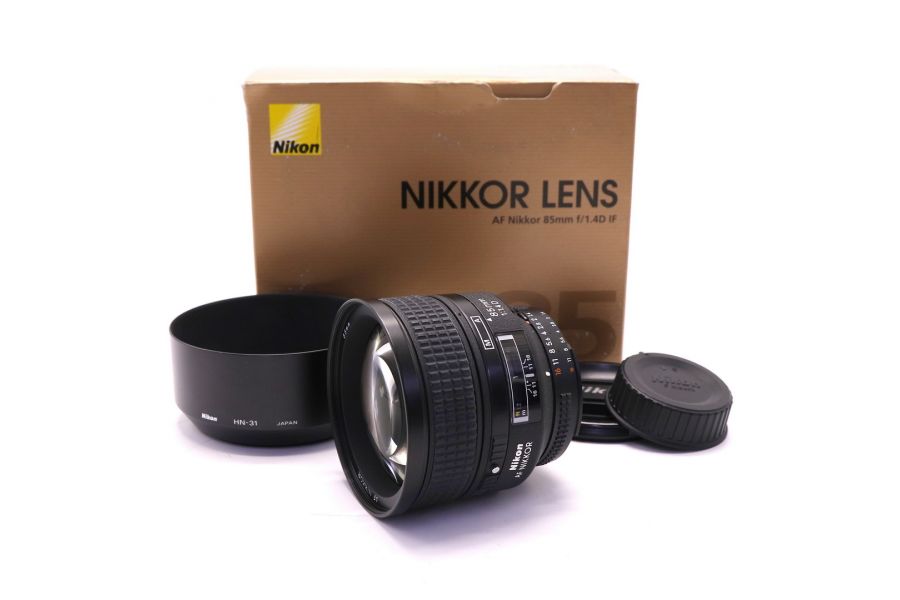 Объектив Nikon 85mm f/1.4D IF AF Nikkor в упаковке