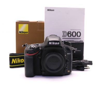 Камера Nikon D600 body в упаковке (пробег 6500 кадров)