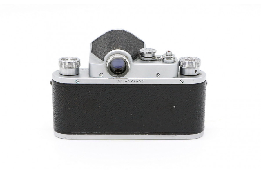 Советская зеркальная камера Зенит С + Индустар-50