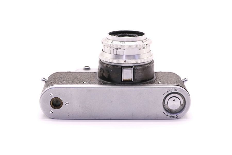 Советская зеркальная камера Зенит С + Индустар-50 