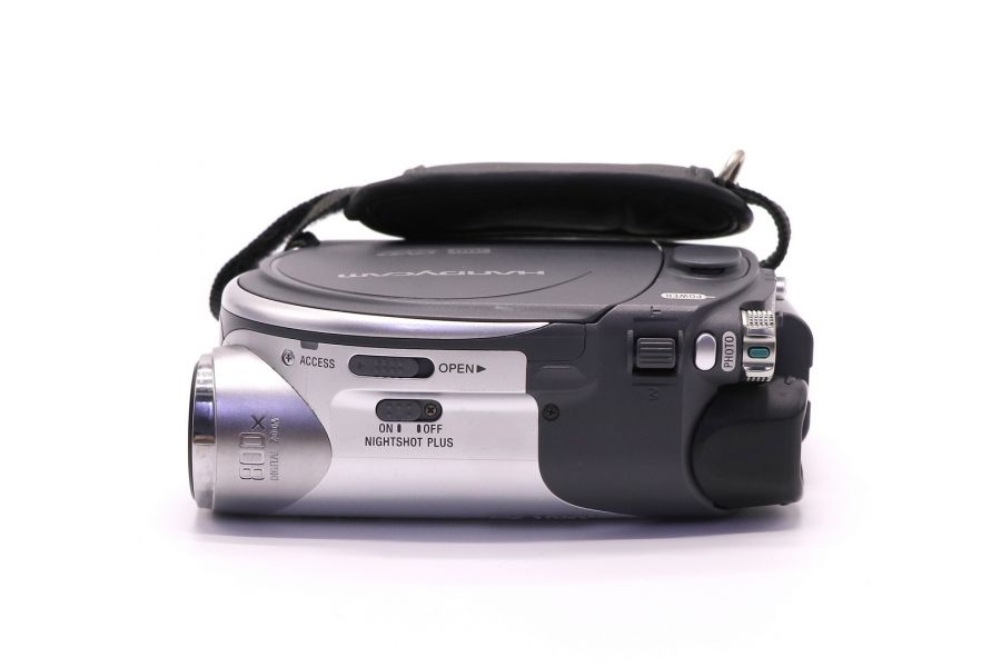 Видеокамера Sony DCR-DVD105E Handycam в упаковке