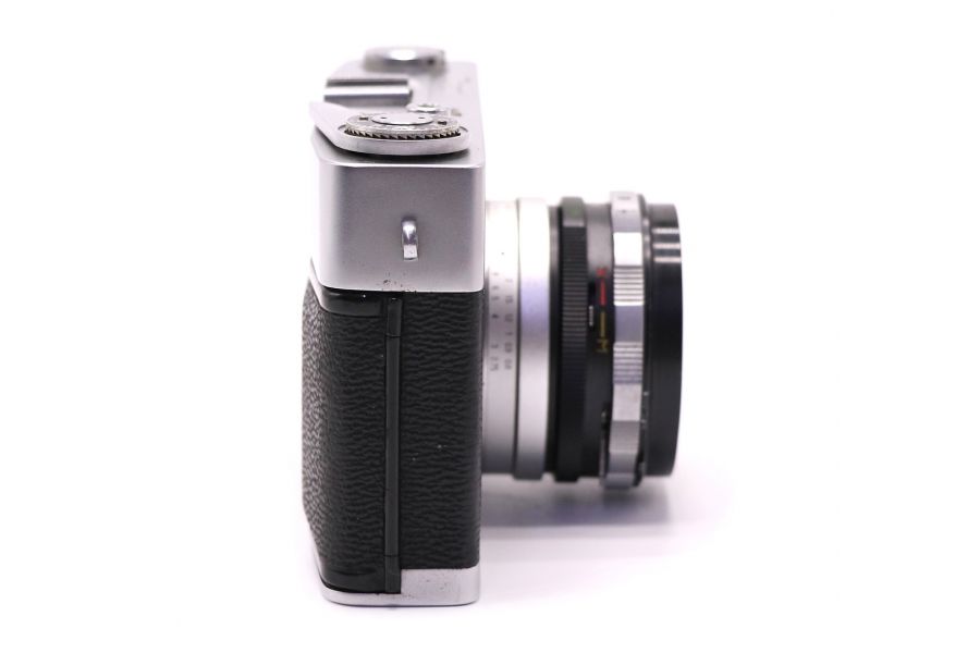 Дальномерный пленочный фотоаппарат Petri 7