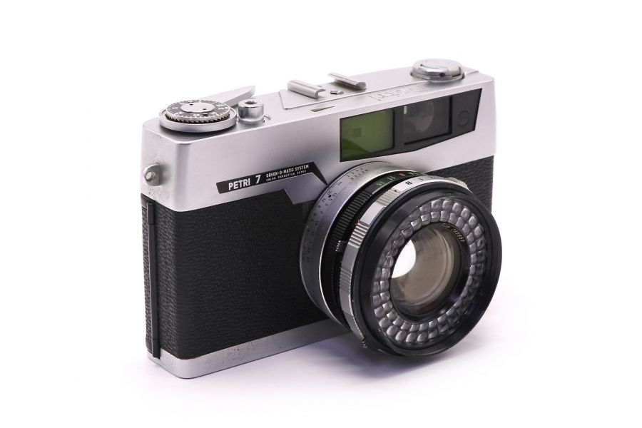 Дальномерный пленочный фотоаппарат Petri 7
