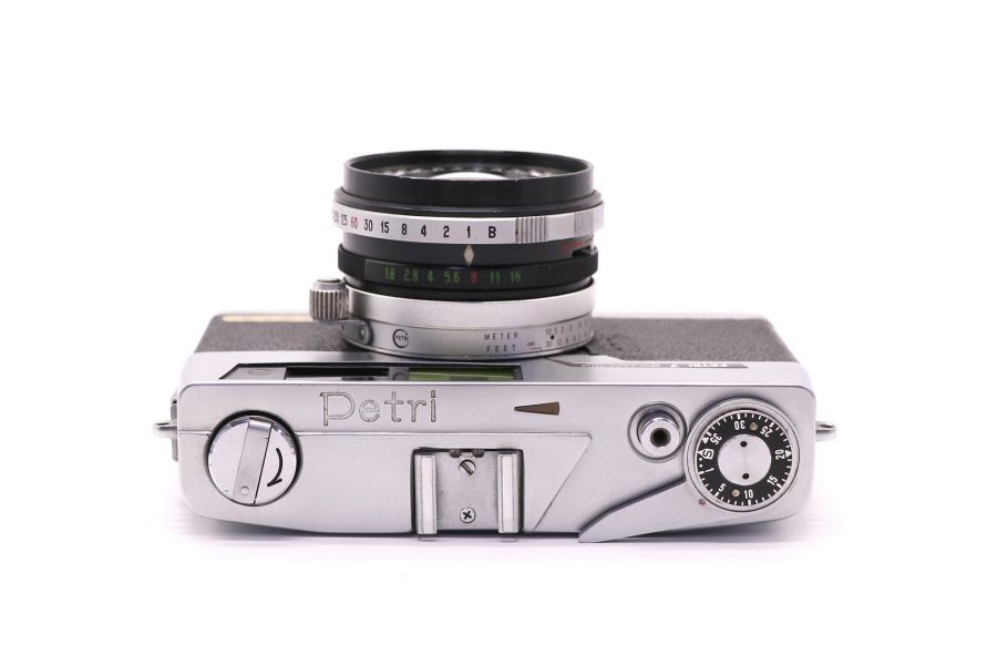 Дальномерный пленочный фотоаппарат Petri 7