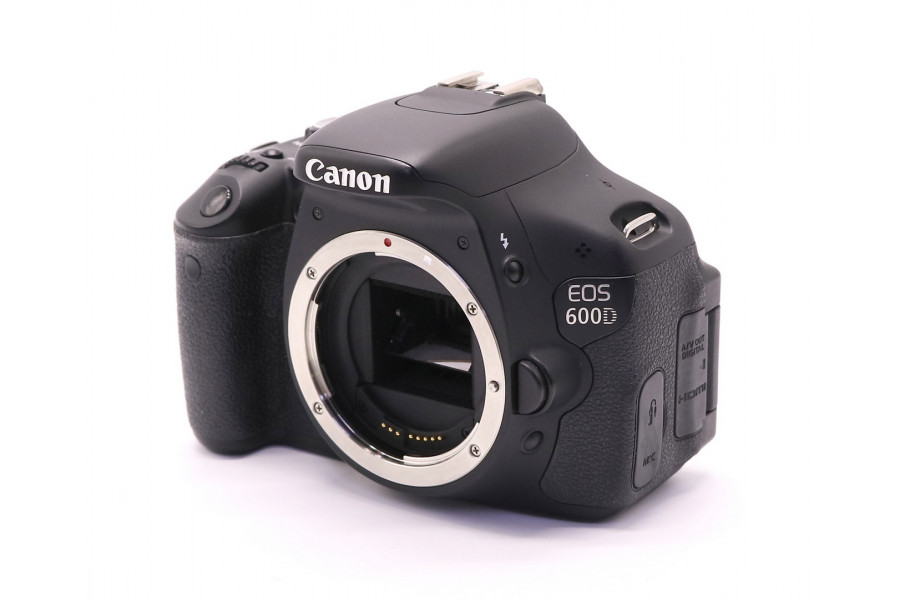 Зеркальная камера Canon EOS 600D body (Japan)