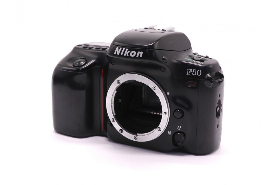 Плёночная зеркальная камера Nikon F50 QD body