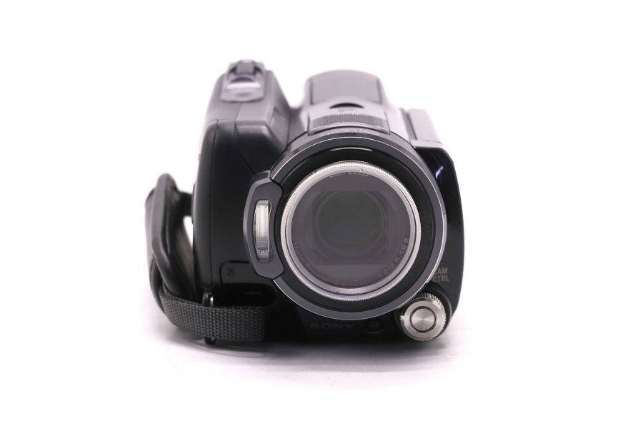 Видеокамера цифровая Sony HDR-SR12 в упаковке