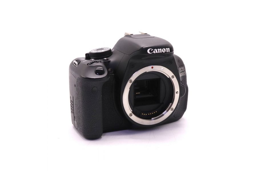 Canon EOS 600D body (пробег 2500 кадров)
