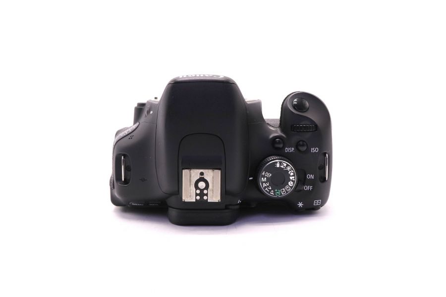 Canon EOS 600D body (пробег 2500 кадров)