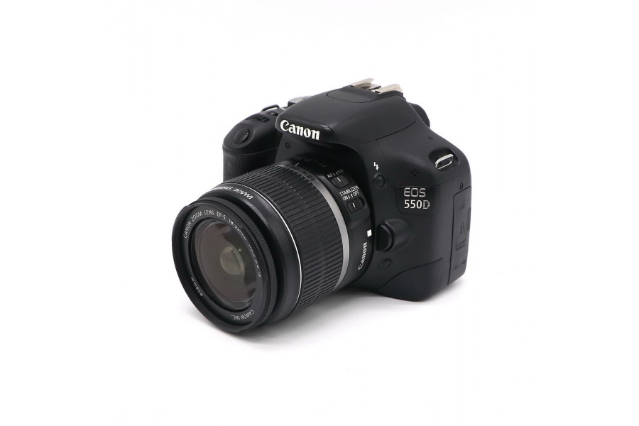 Фотокамера Canon EOS 550D kit (пробег 7235 кадров)