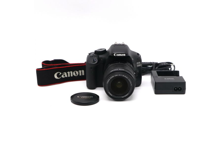 Фотокамера Canon EOS 550D kit (пробег 7235 кадров)