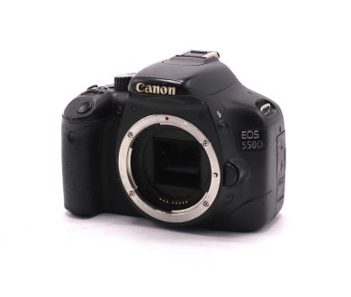 Фотокамера Canon EOS 550D body (пробег 55000 кадров)