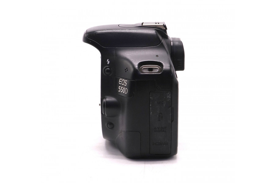 Фотокамера Canon EOS 550D body (пробег 55000 кадров)
