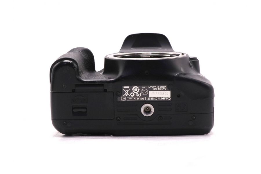 Фотокамера Canon EOS 550D body (пробег 55000 кадров)