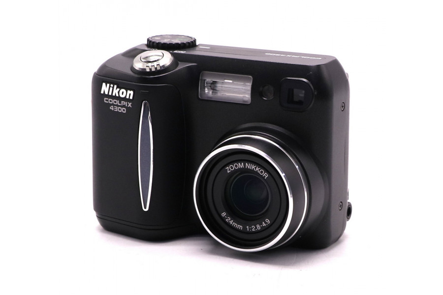 Компактный цифровой Nikon Coolpix 4300 (Japan)