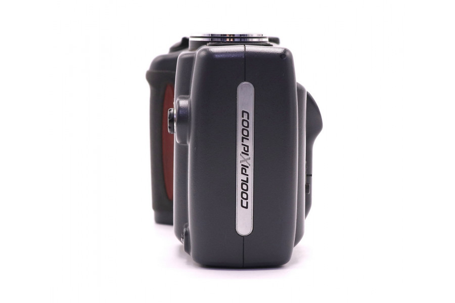 Nikon Coolpix 995