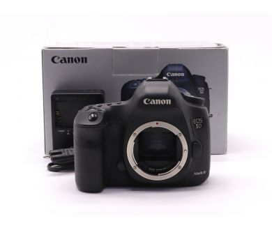 Камера Canon EOS 5D Mark III body в упаковке (пробег 83465 кадров)