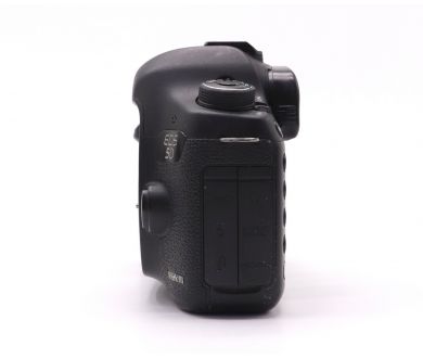 Камера Canon EOS 5D Mark III body в упаковке (пробег 83465 кадров)