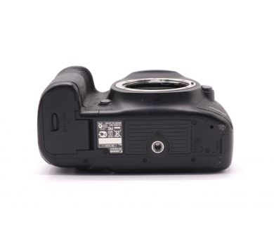 Камера Canon EOS 5D Mark III body в упаковке (пробег 83465 кадров)