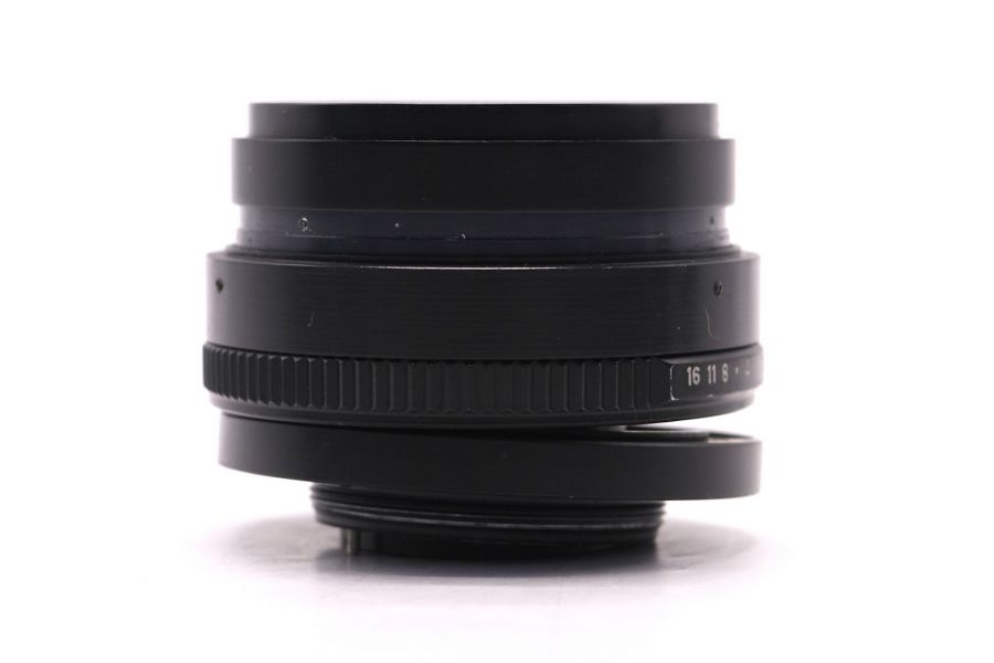 Мануальный объектив Зенитар-М 1,7/50 (СССР, 1985)